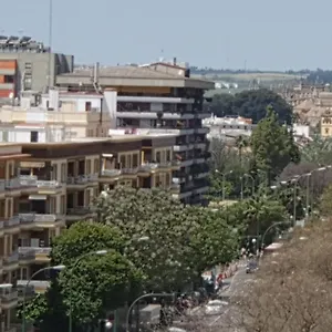 Nuevo 3 Y Vista A La Giralda Junto A Sanchez Pizjuan Sevilla