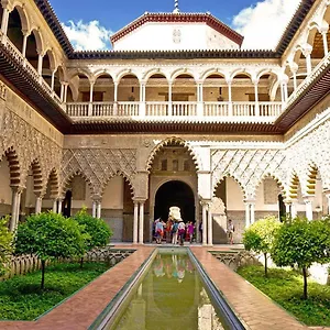 180 Precioso Con Patio San Bernardo 4 Sevilla